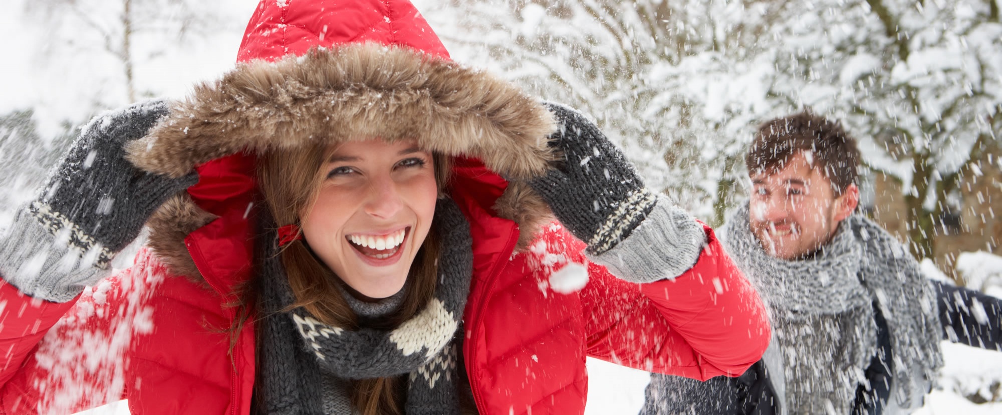 Schneeballschlacht und Spaß im Schnee in Filzmoos